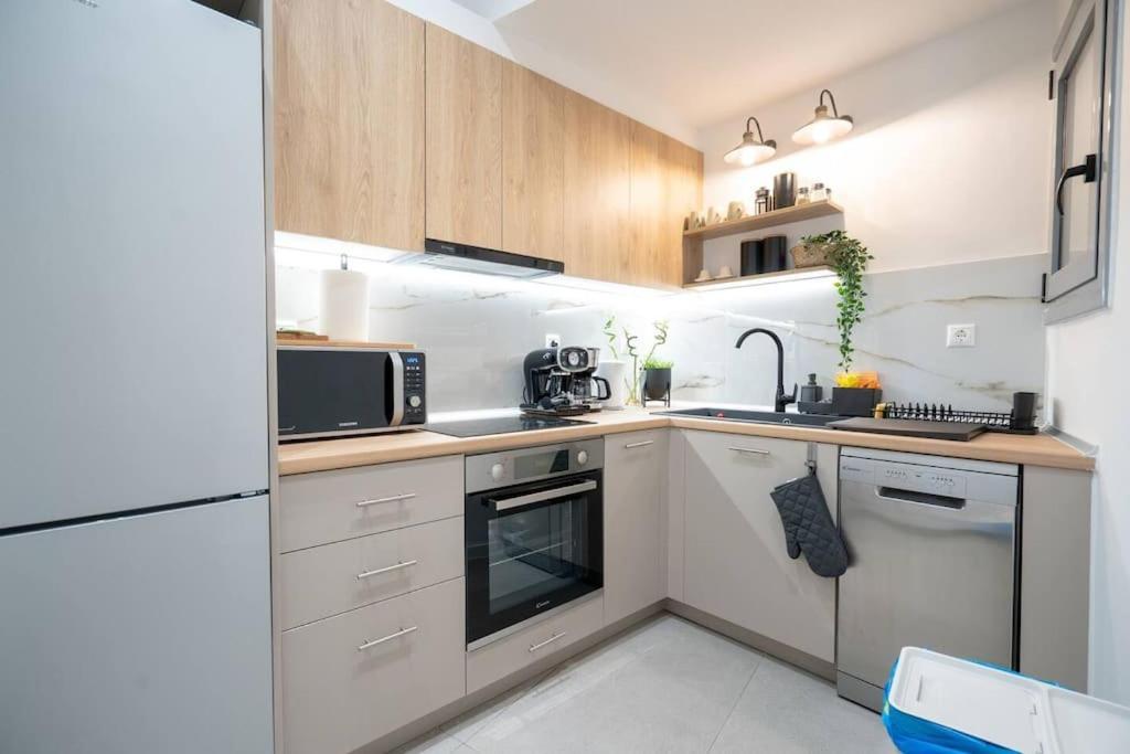 Piraeus Cozy Apartment For 4 Persons エクステリア 写真