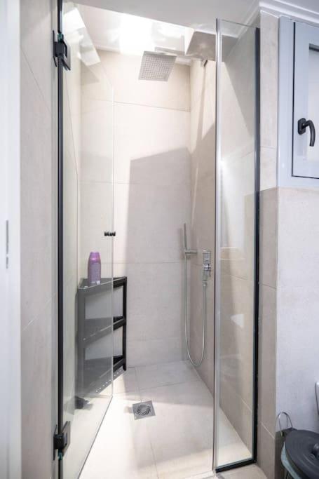 Piraeus Cozy Apartment For 4 Persons エクステリア 写真