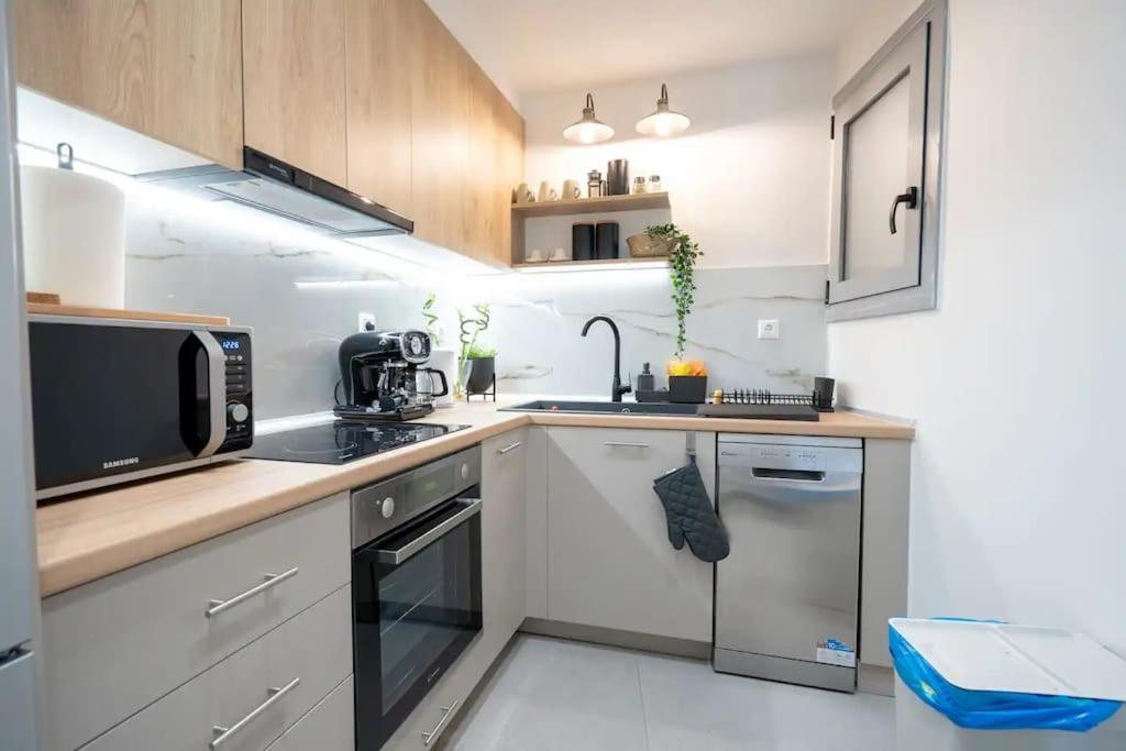 Piraeus Cozy Apartment For 4 Persons エクステリア 写真